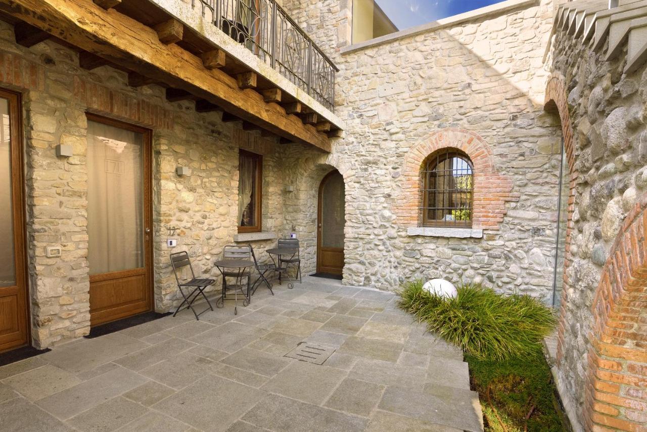 Il Borgo - 1711 Luxury Guest House Arlate Εξωτερικό φωτογραφία