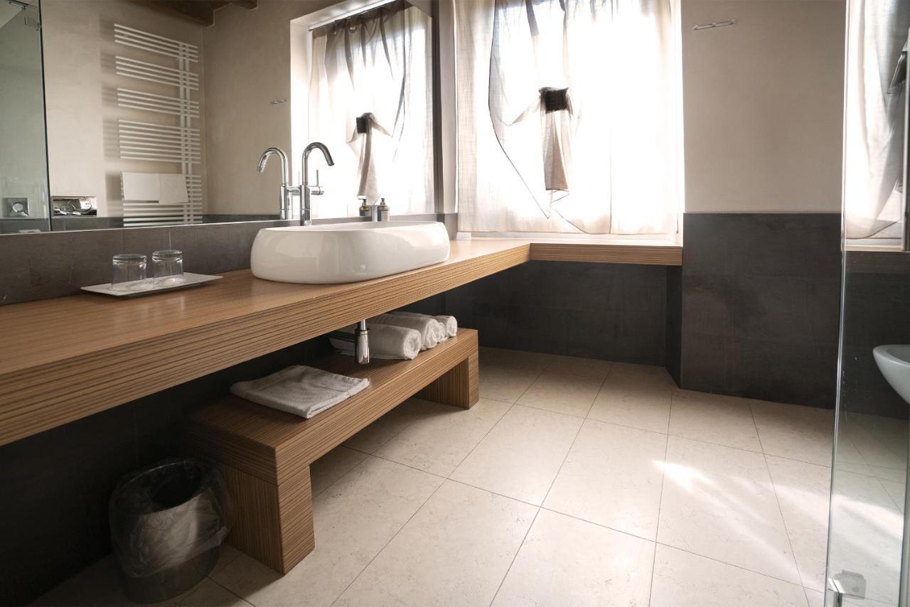 Il Borgo - 1711 Luxury Guest House Arlate Εξωτερικό φωτογραφία