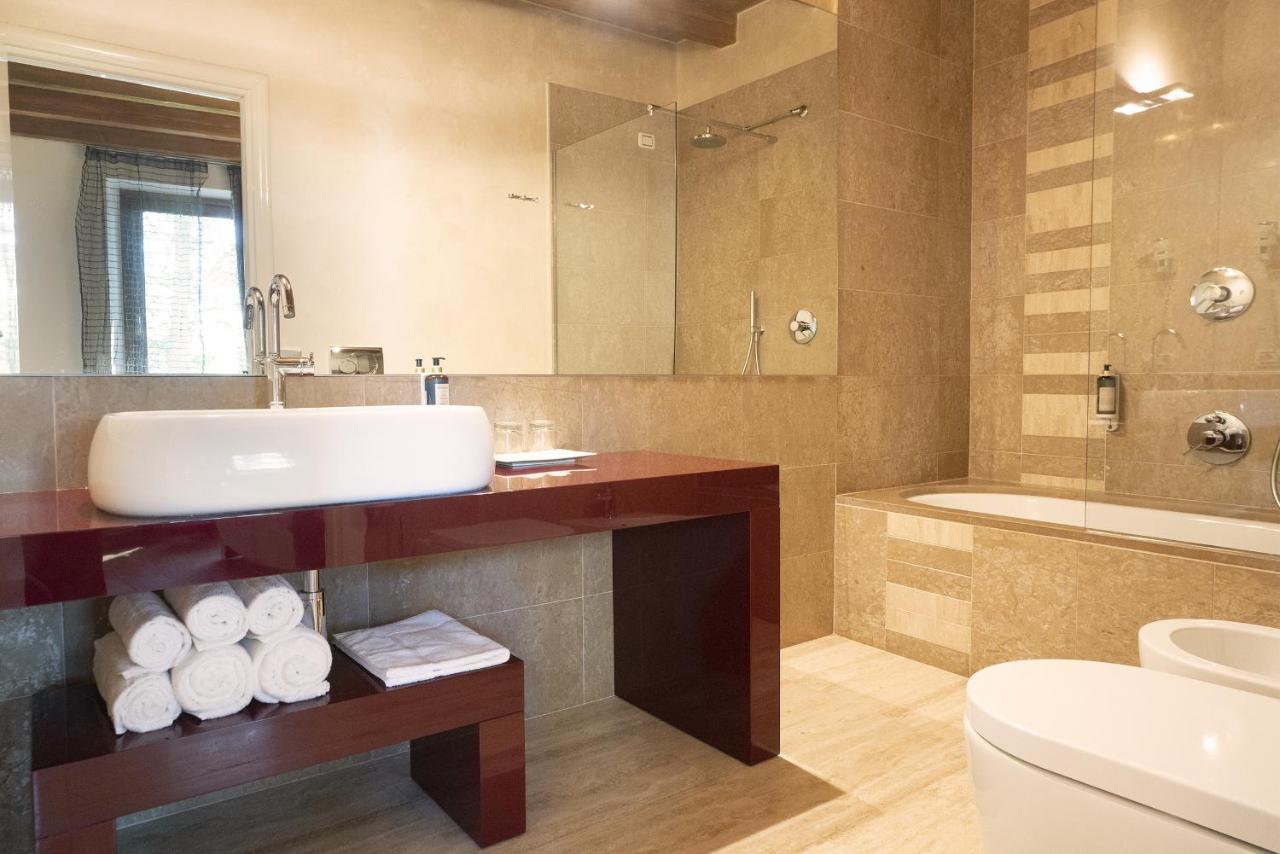 Il Borgo - 1711 Luxury Guest House Arlate Εξωτερικό φωτογραφία