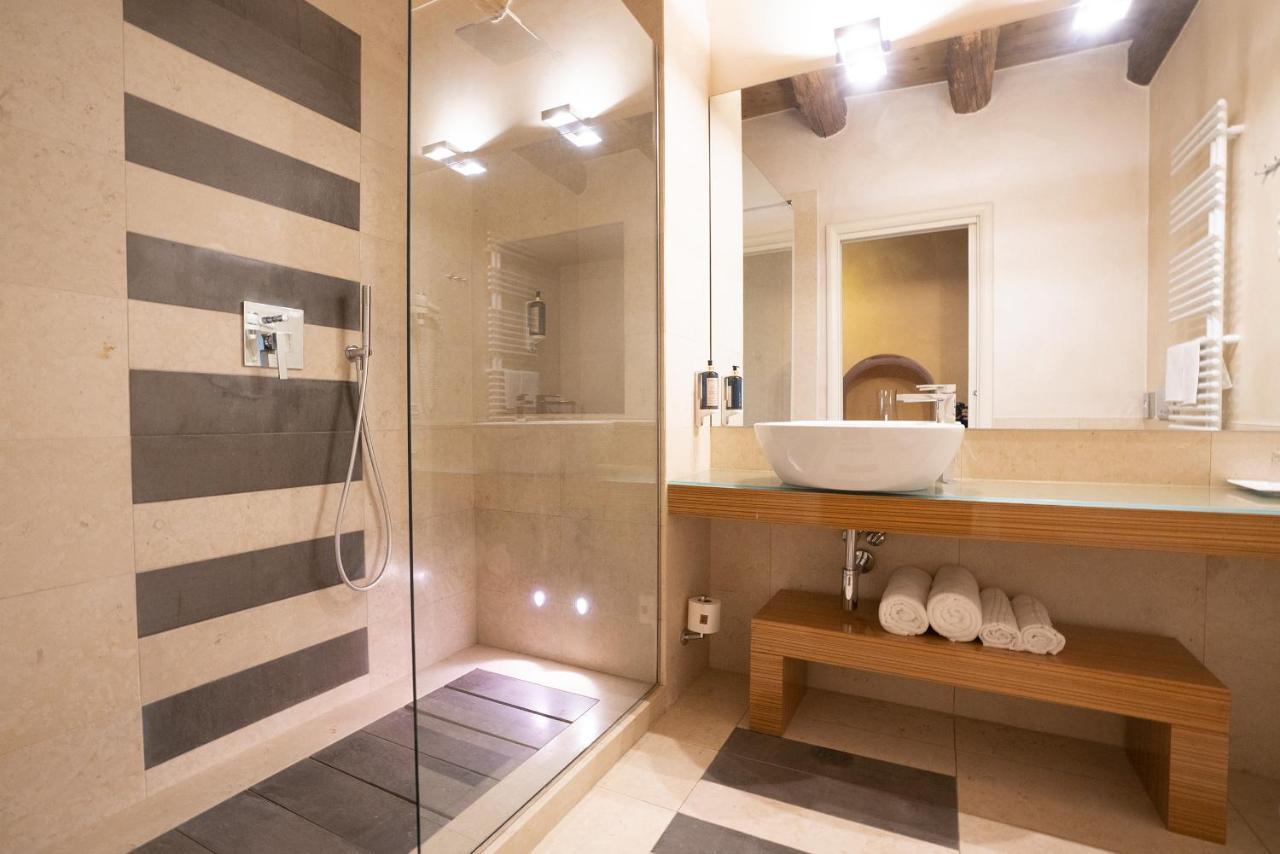 Il Borgo - 1711 Luxury Guest House Arlate Εξωτερικό φωτογραφία