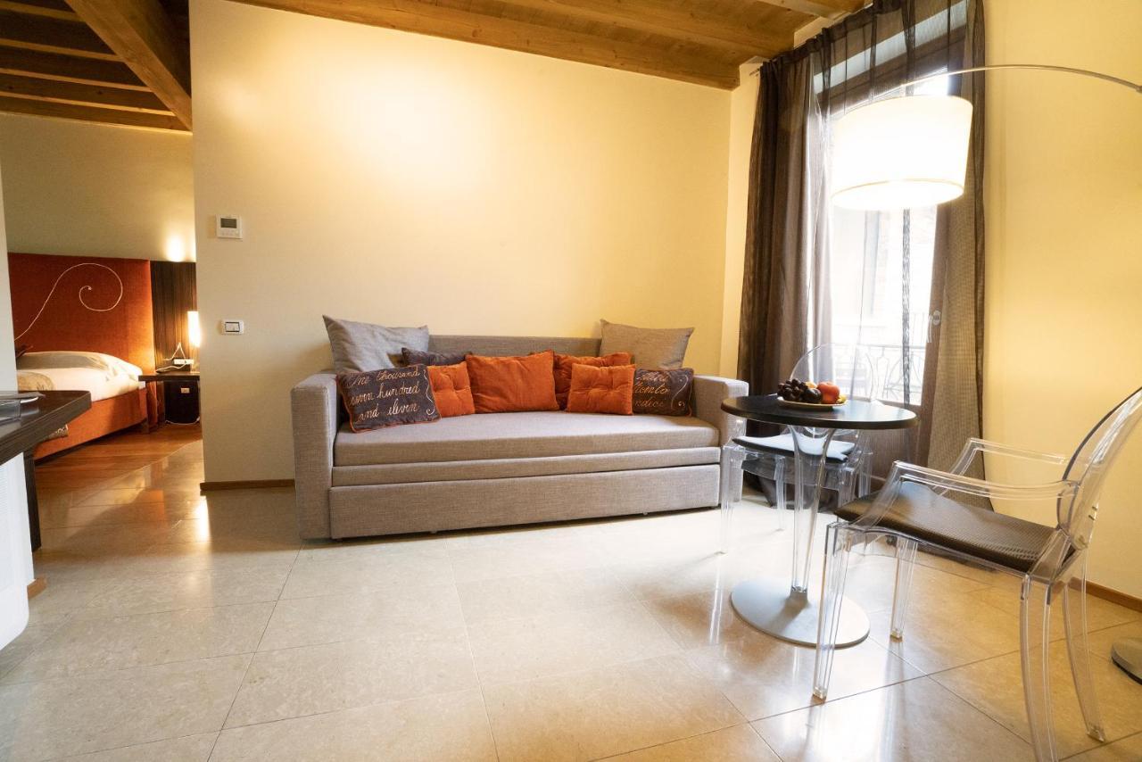Il Borgo - 1711 Luxury Guest House Arlate Εξωτερικό φωτογραφία