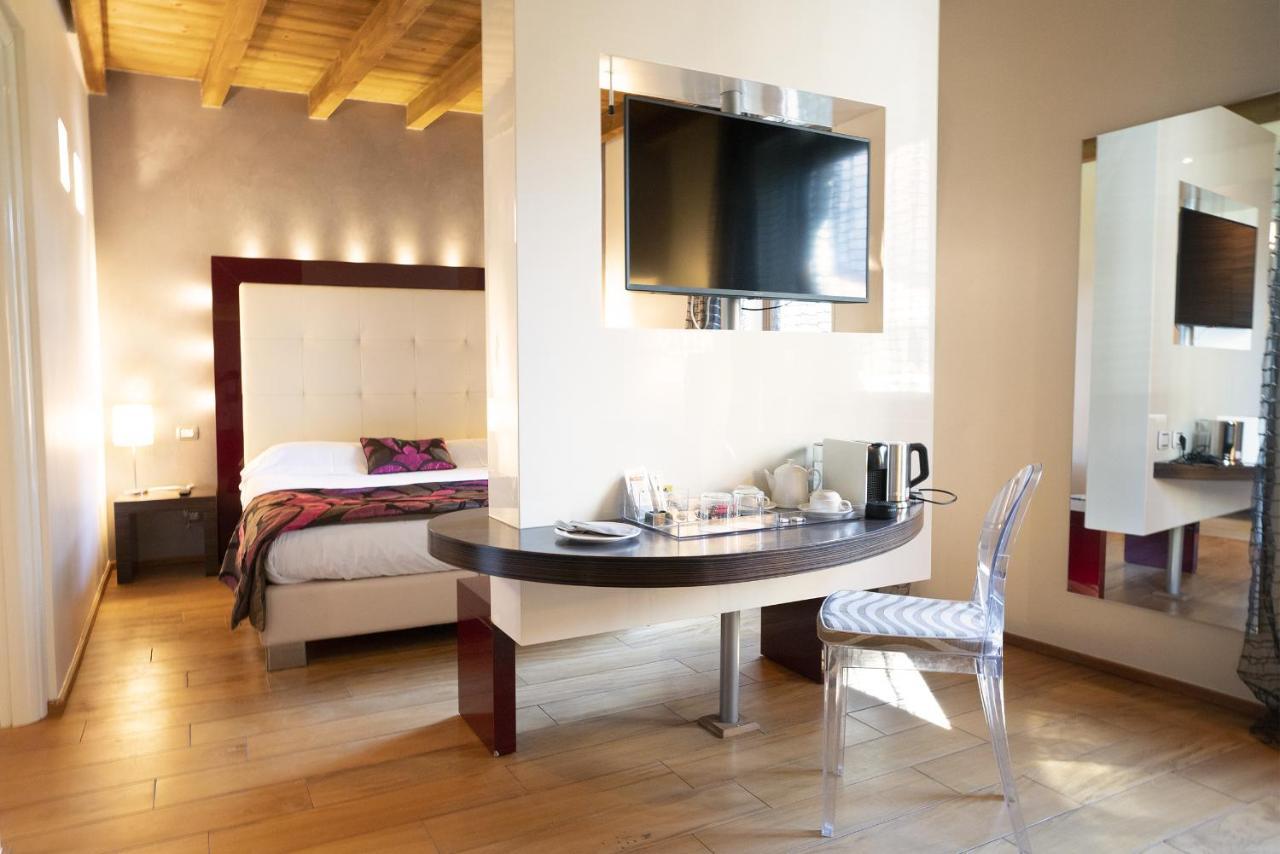 Il Borgo - 1711 Luxury Guest House Arlate Εξωτερικό φωτογραφία