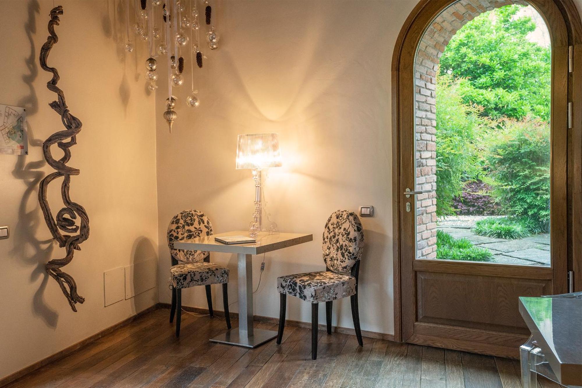 Il Borgo - 1711 Luxury Guest House Arlate Εξωτερικό φωτογραφία
