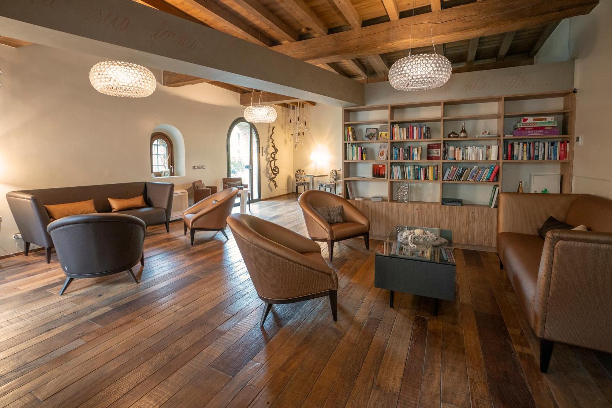 Il Borgo - 1711 Luxury Guest House Arlate Εξωτερικό φωτογραφία